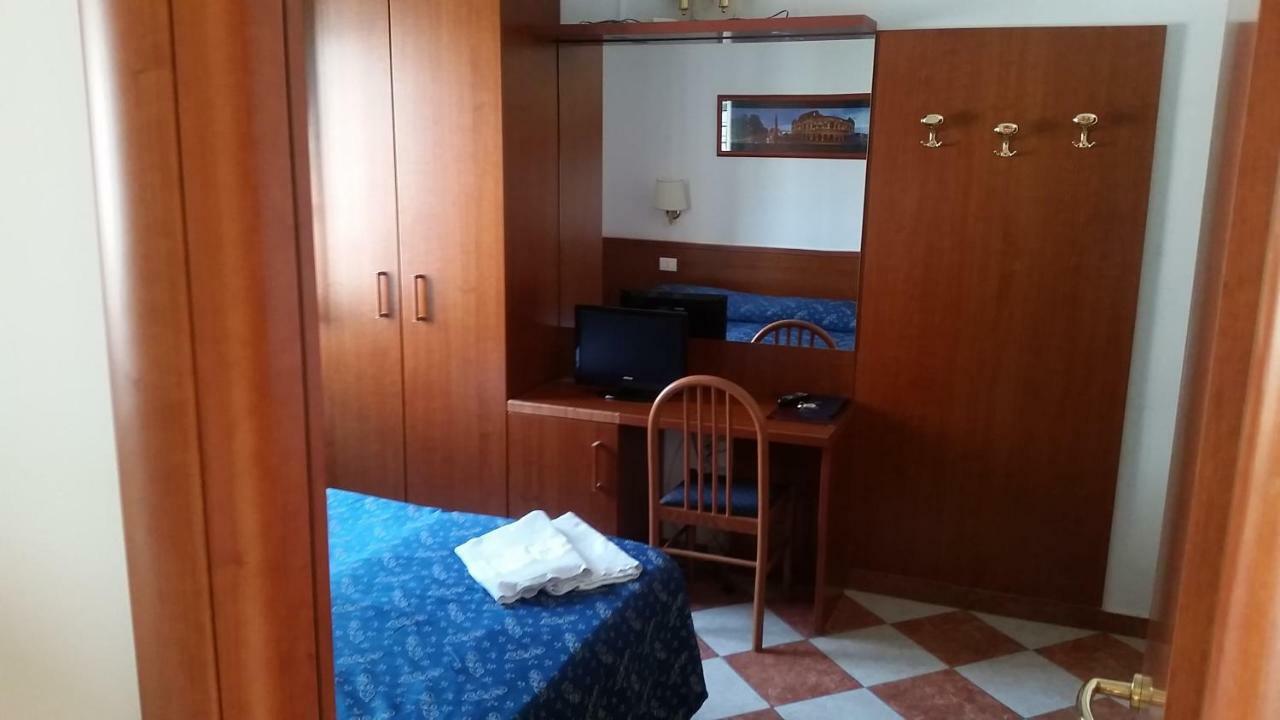 רומא Filiberto Apartment מראה חיצוני תמונה